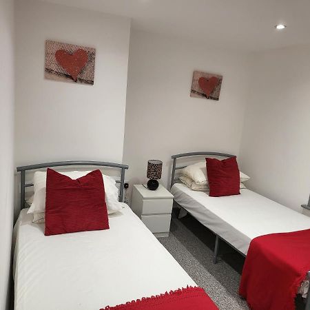 Vetrelax 4Bedroom House With Garden And Parking Colchester Exterior photo
