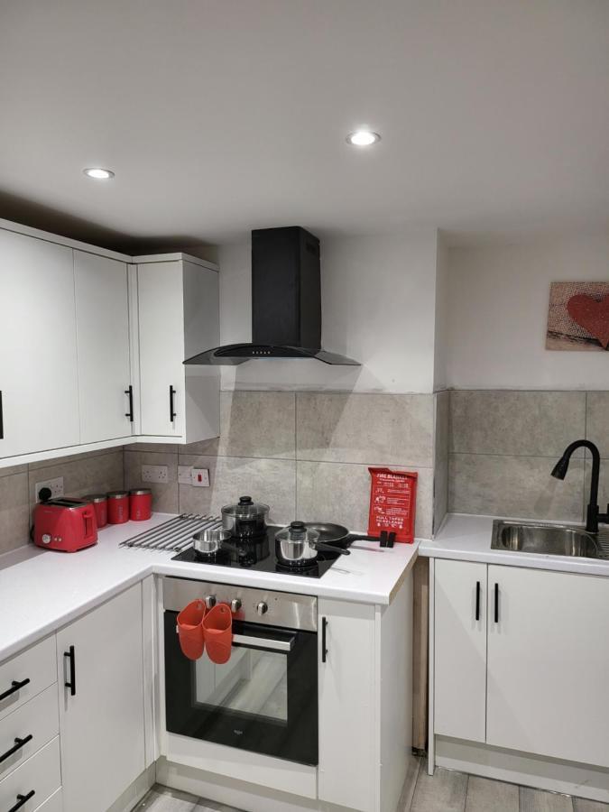 Vetrelax 4Bedroom House With Garden And Parking Colchester Exterior photo